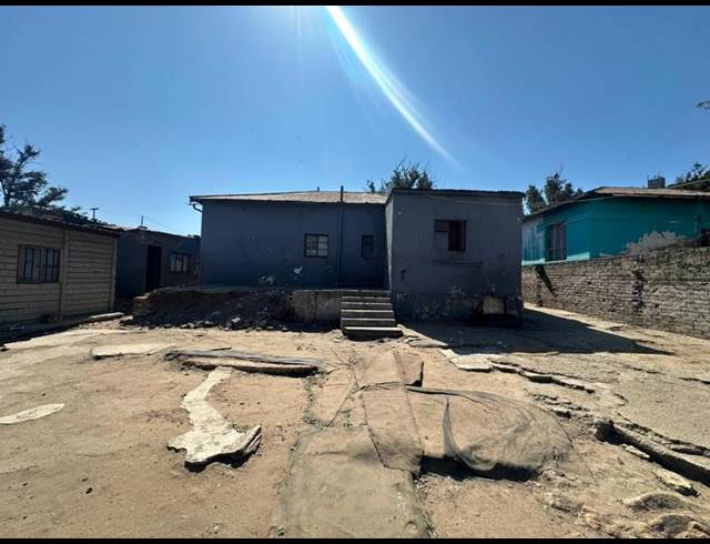 10 BEDROOM HOUSE FOR SALE IN GERMISTON SOUTH